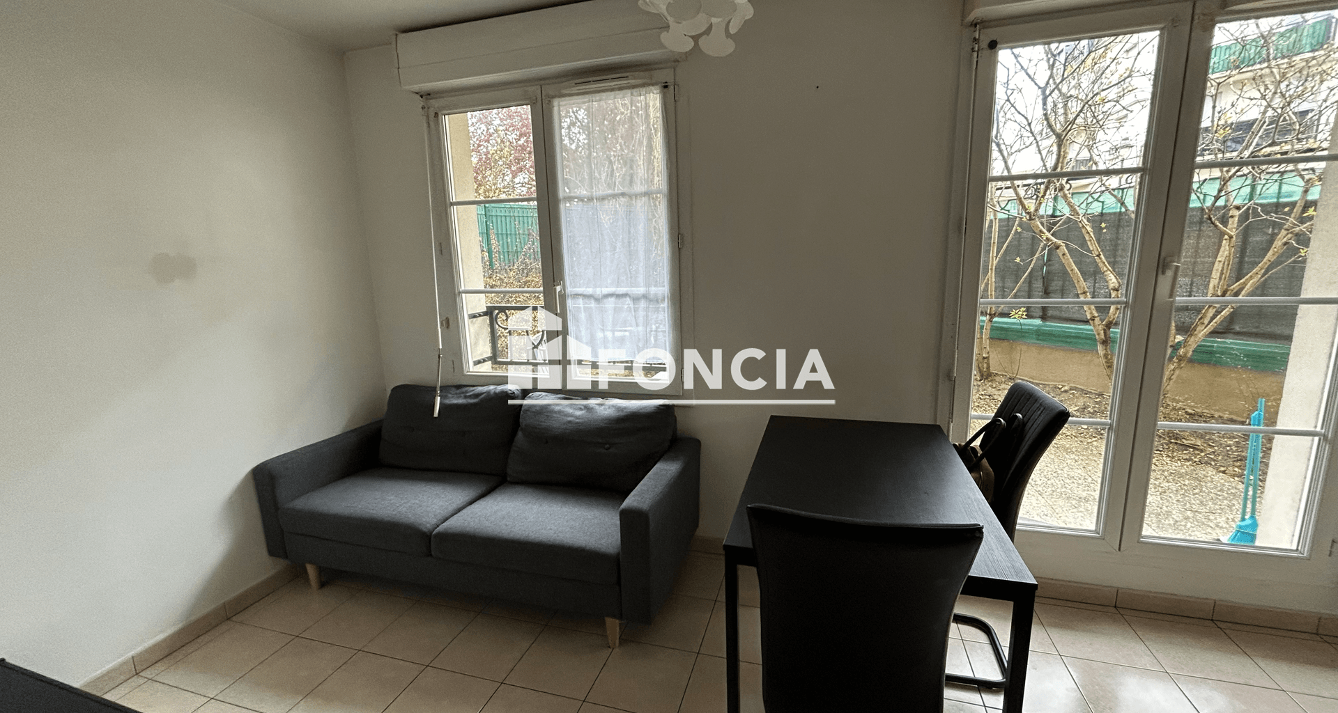 Appartement meublé 2 pièces (25.98 m²) à louer - Corbeil-essonnes (91100)