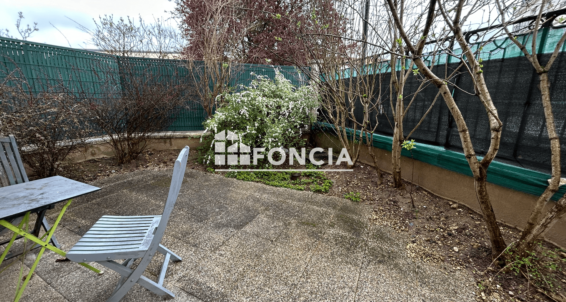 Appartement meublé 2 pièces (25.98 m²) à louer - Corbeil-essonnes (91100)