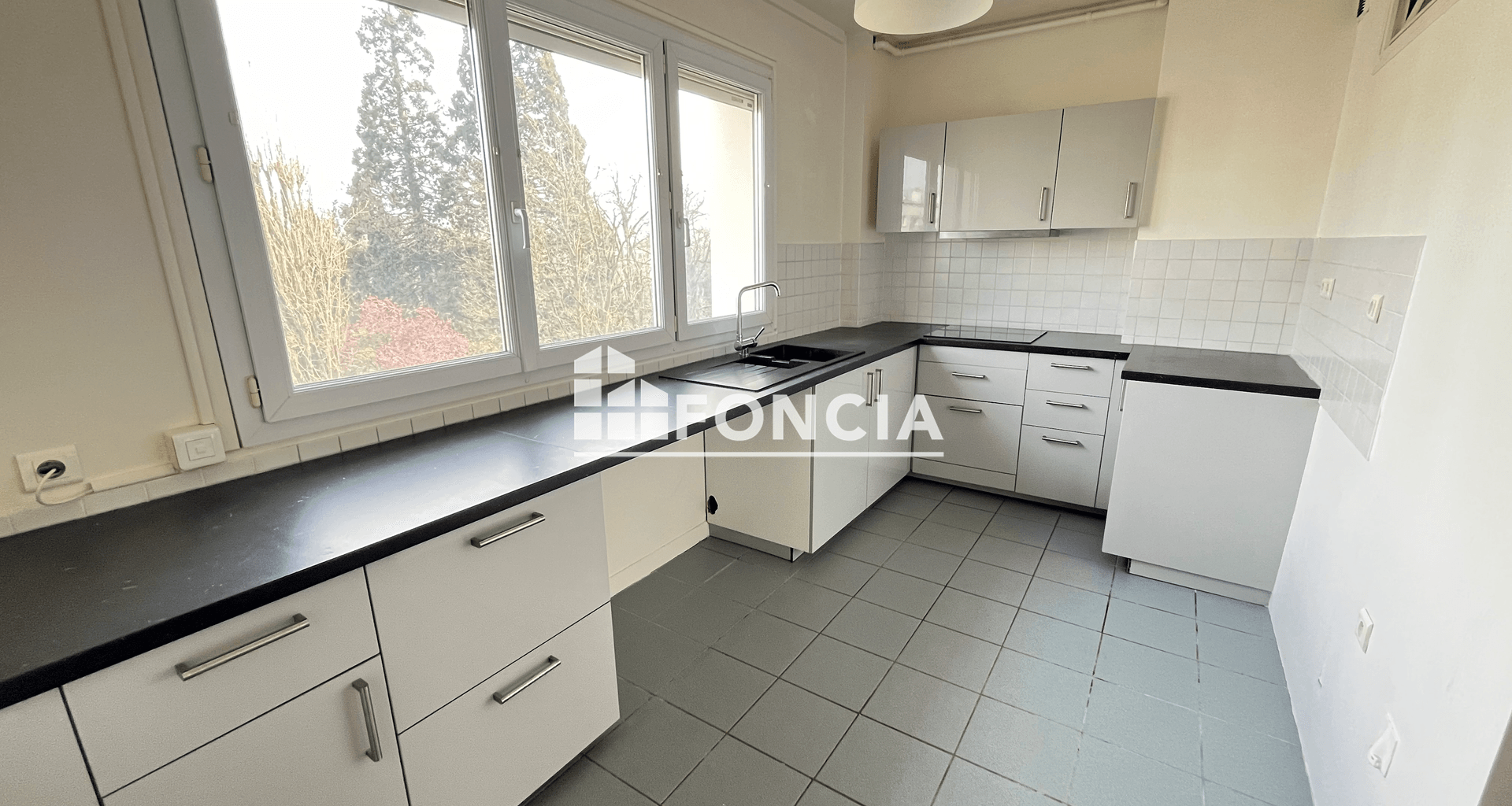 Appartement 3 pièces (87.84 m²) à louer - Châtenay-malabry (92290)