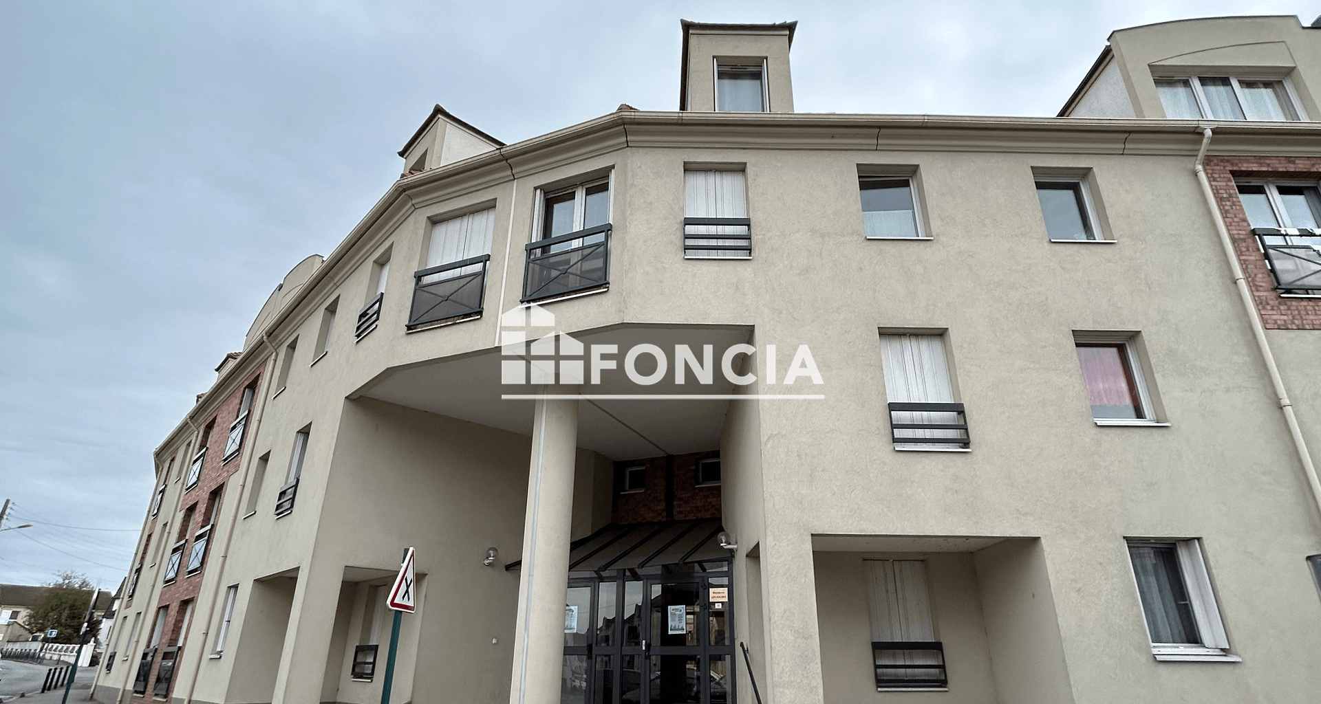 Appartement 2 pièces (50 m²) à louer - Gonesse (95500)