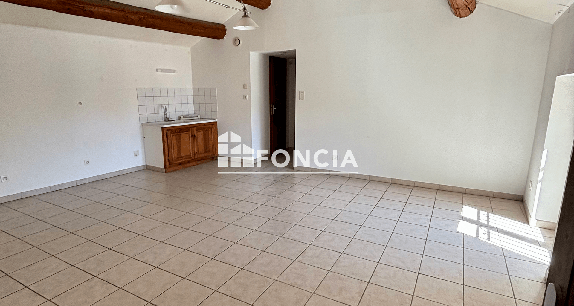 Appartement 2 pièces (51.68 m²) à louer - Lapalud (84840)
