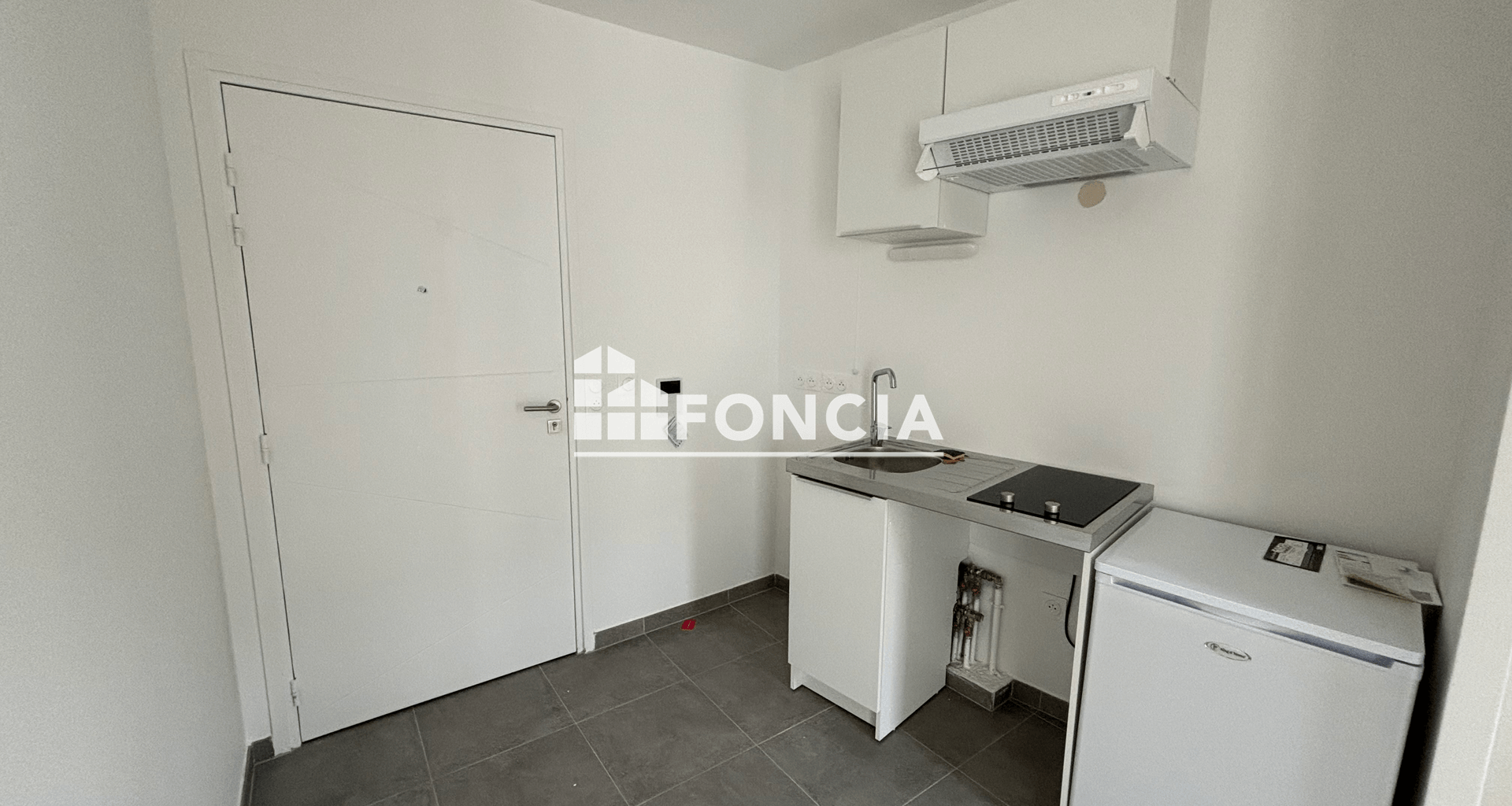 Studio (31.78 m²) à louer - Saint-cyr-l'école (78210)