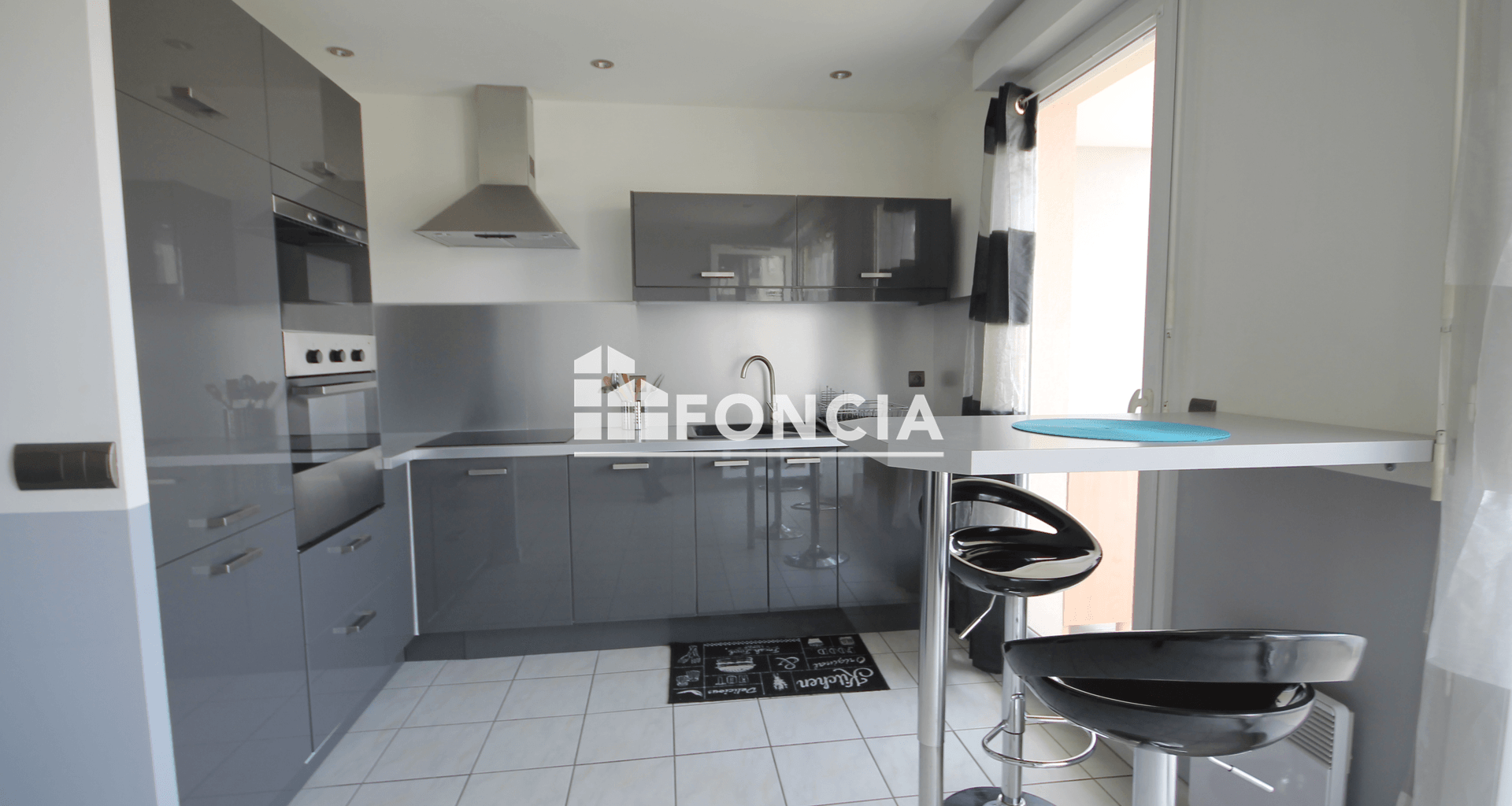 Appartement meublé 2 pièces (48.23 m²) à louer - Saint-martin-d'hères (38400)