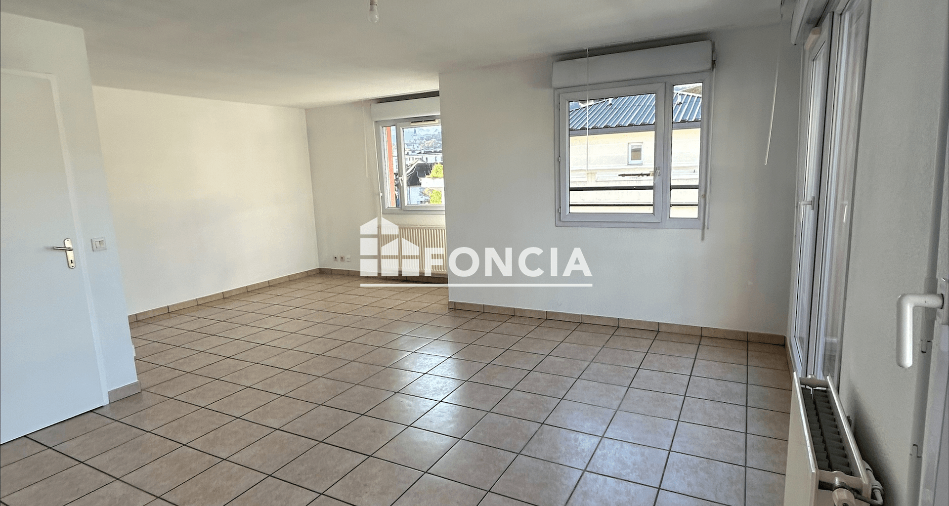 Appartement 5 pièces (102.42 m²) à louer - Annecy (74000)