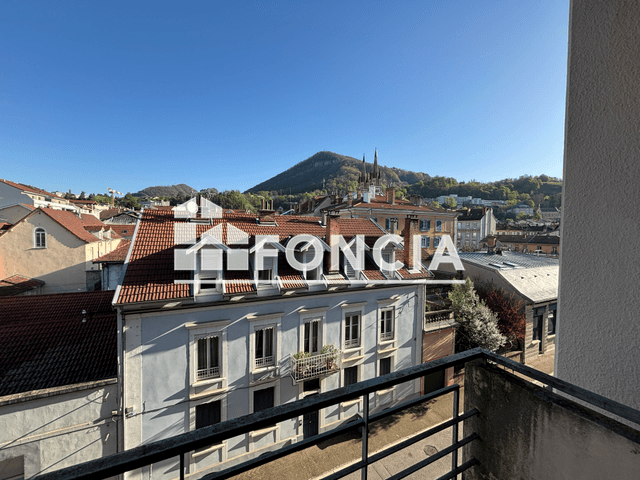 Appartement 3 pièces (78.83 m²) à louer - Voiron (38500)