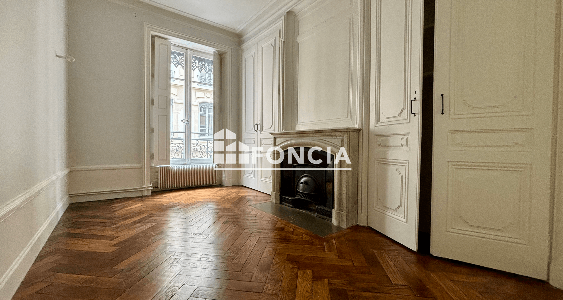 Appartement 5 pièces (100.46 m²) à louer - Lyon 2ᵉ (69002)
