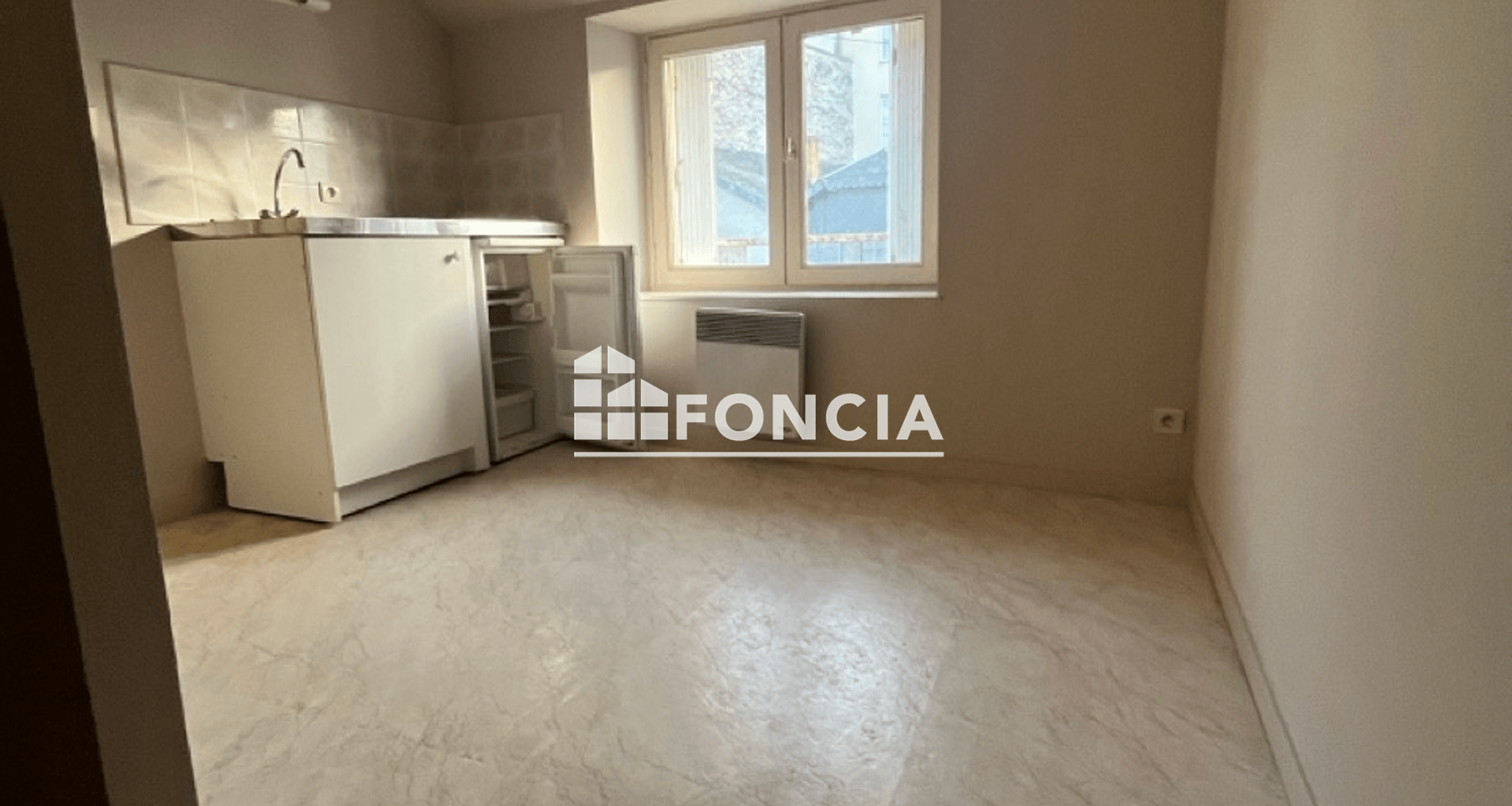Appartement 2 pièces (24.75 m²) à louer - Sablé-sur-sarthe (72300)