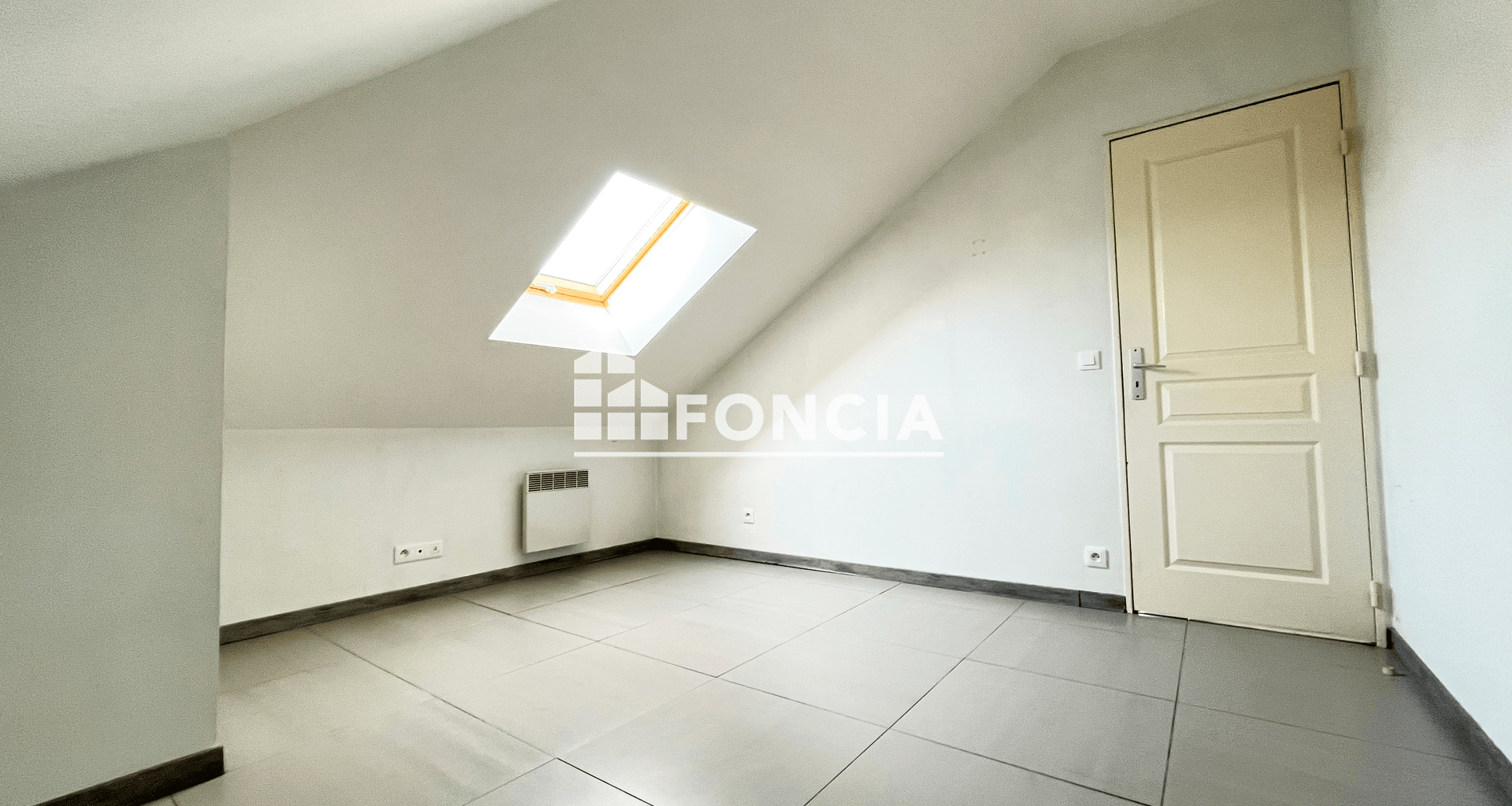 Appartement 2 pièces (38.19 m²) à louer - Montfermeil (93370)