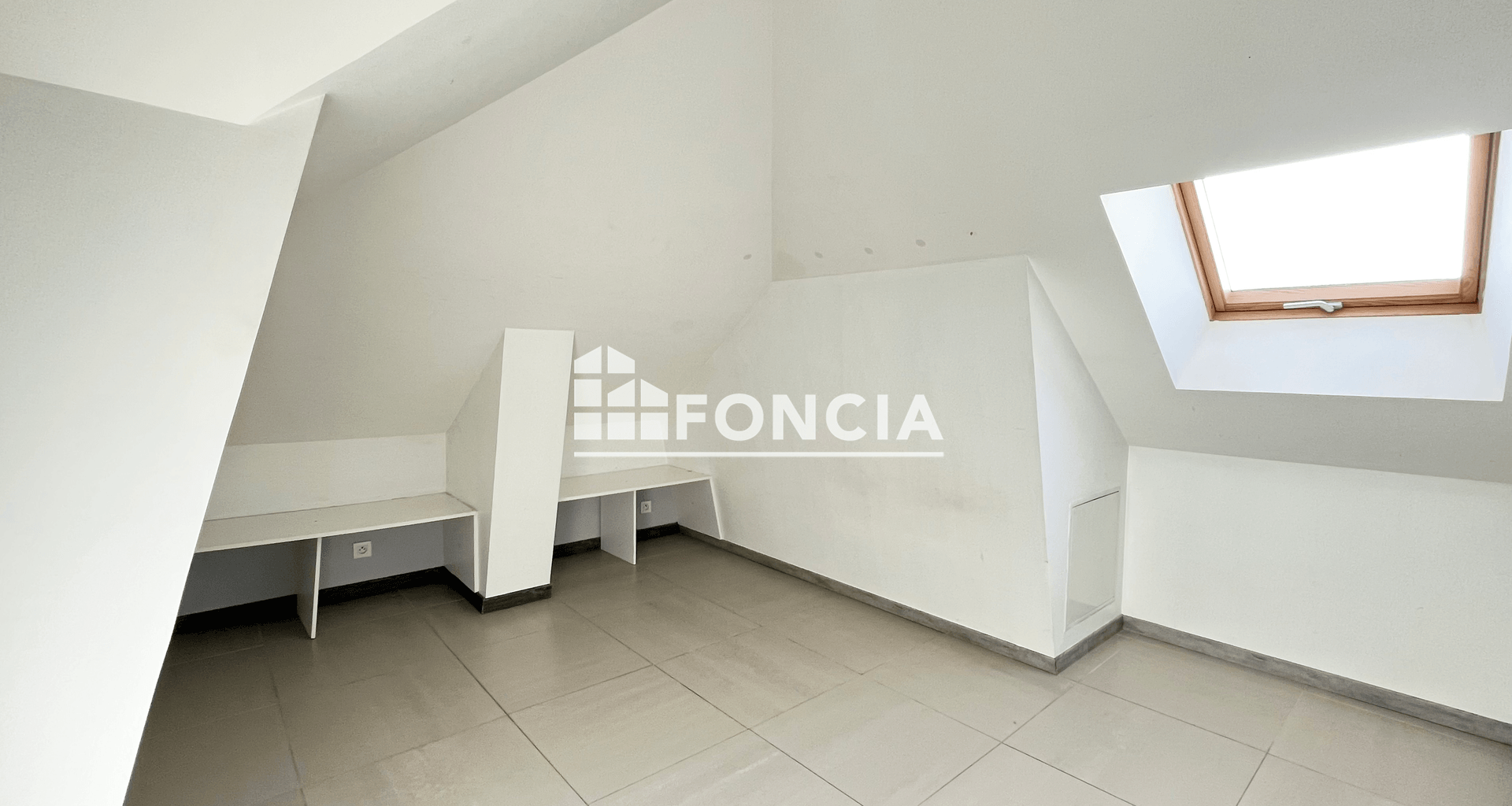 Appartement 2 pièces (38.19 m²) à louer - Montfermeil (93370)