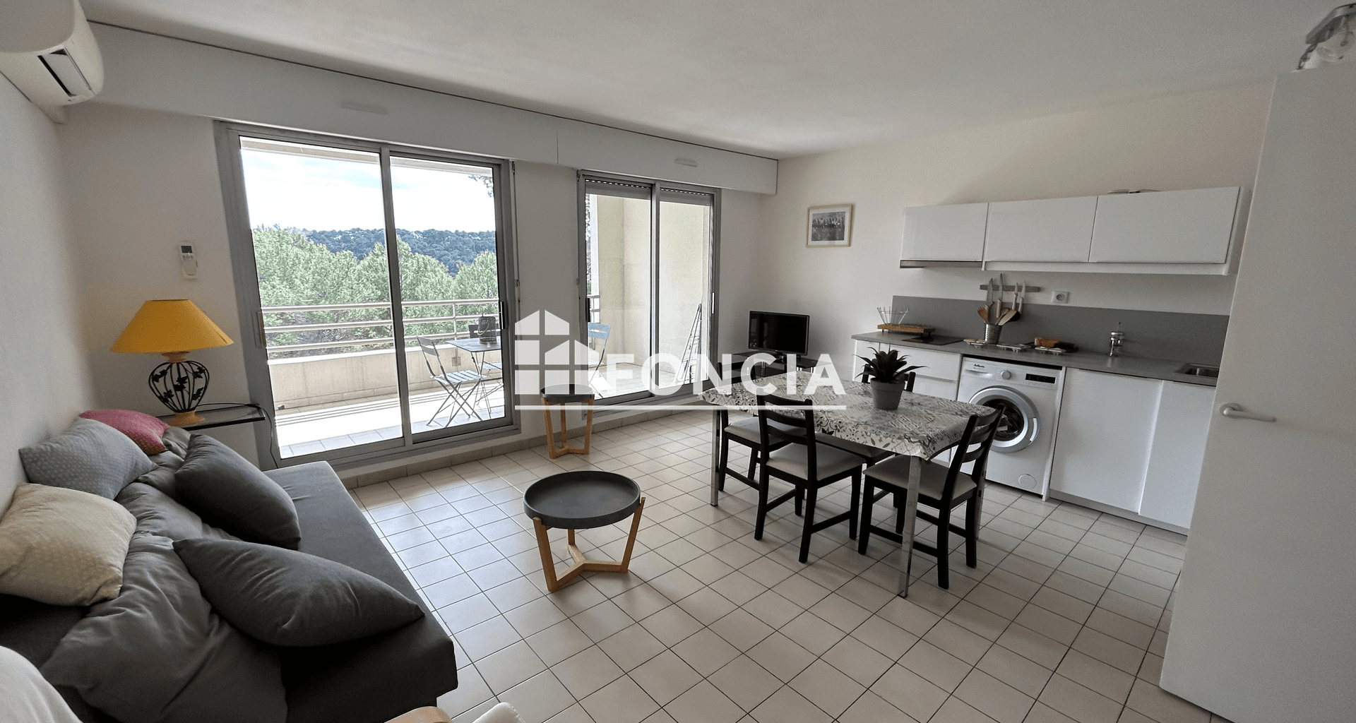 Appartement meublé 2 pièces (45.69 m²) à louer - Nîmes (30900)