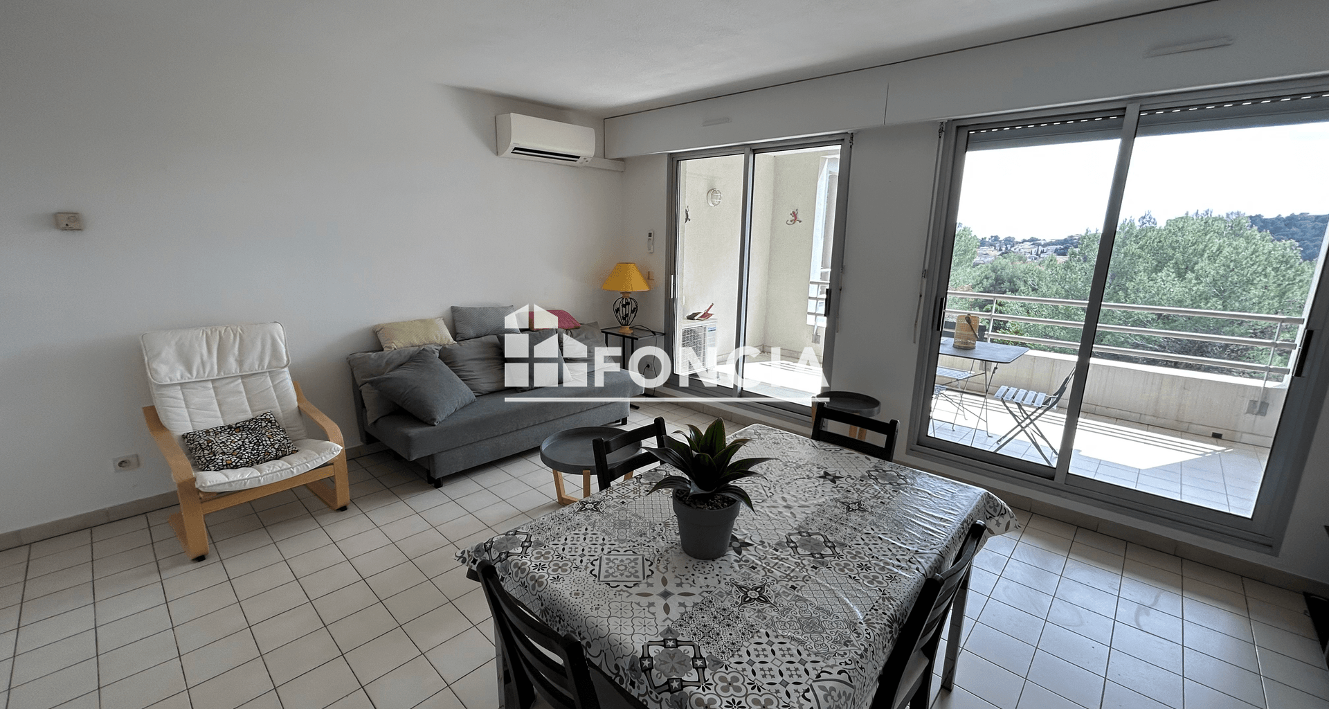 Appartement meublé 2 pièces (45.69 m²) à louer - Nîmes (30900)
