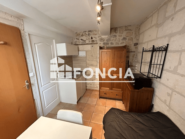 Studio meublé (11.56 m²) à louer - Arles (13200)