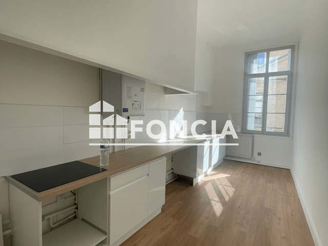 Appartement 5 pièces (137.2 m²) à louer - Montpellier (34000)