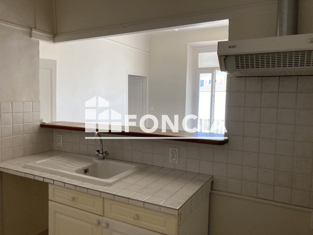 Appartement 2 pièces (45 m²) à louer - Hyeres (83400)