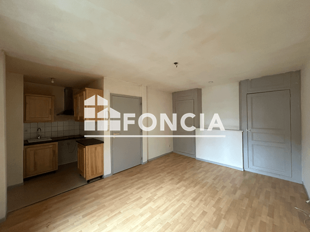 Appartement 2 pièces (41 m²) à louer - Charleville Mezieres (08000)