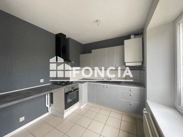 Appartement 5 pièces (93.14 m²) à louer - Tournes (08090)