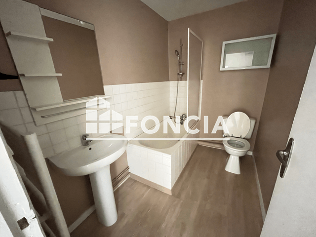 Appartement 2 pièces (44.99 m²) à louer - Flers (61100)
