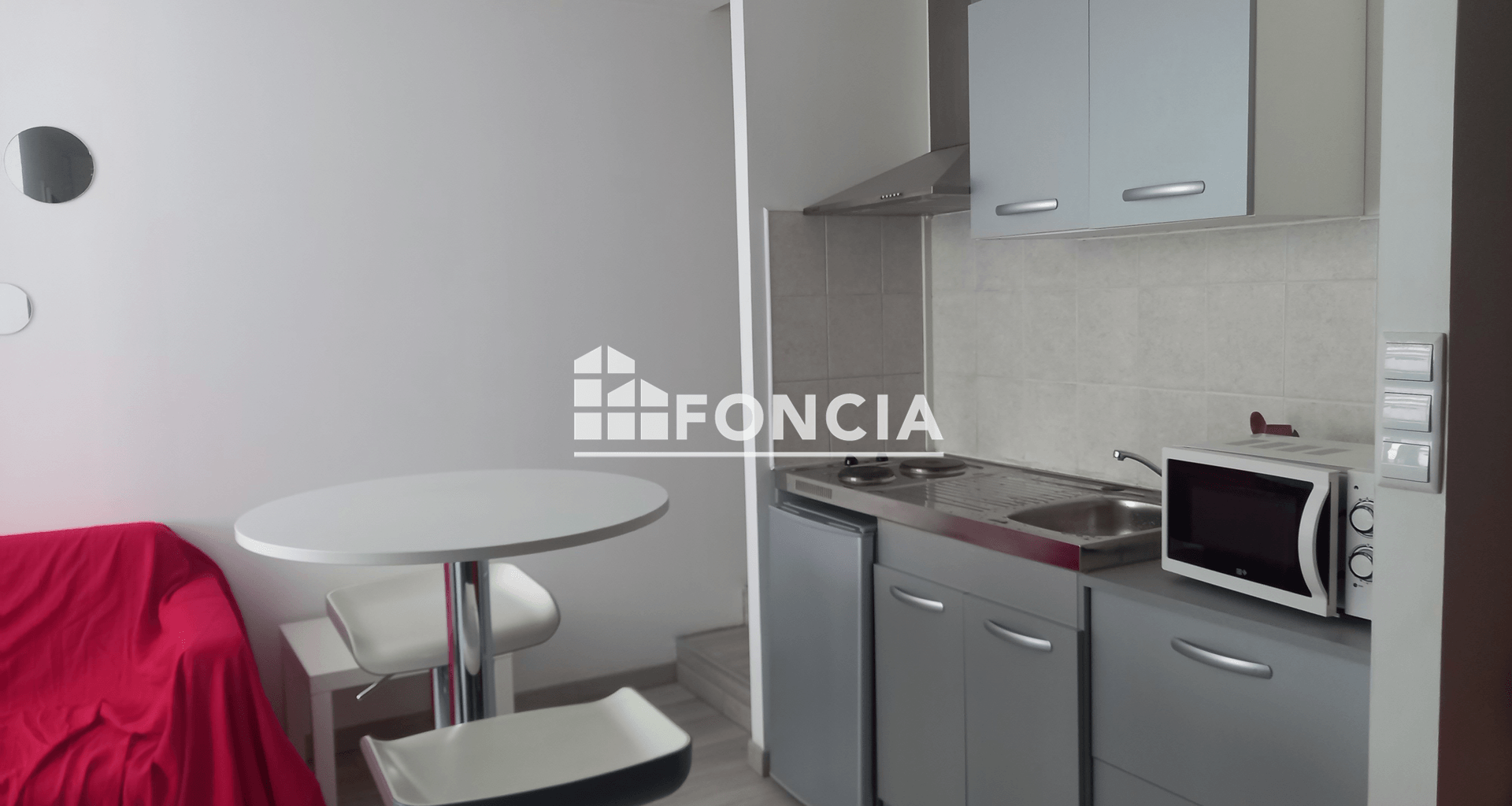 Studio (28.7 m²) à louer - Saint-étienne (42000)