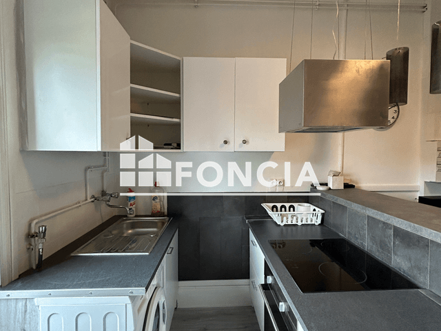 Appartement meublé 2 pièces (35.35 m²) à louer - Charleville-mezieres (08000)
