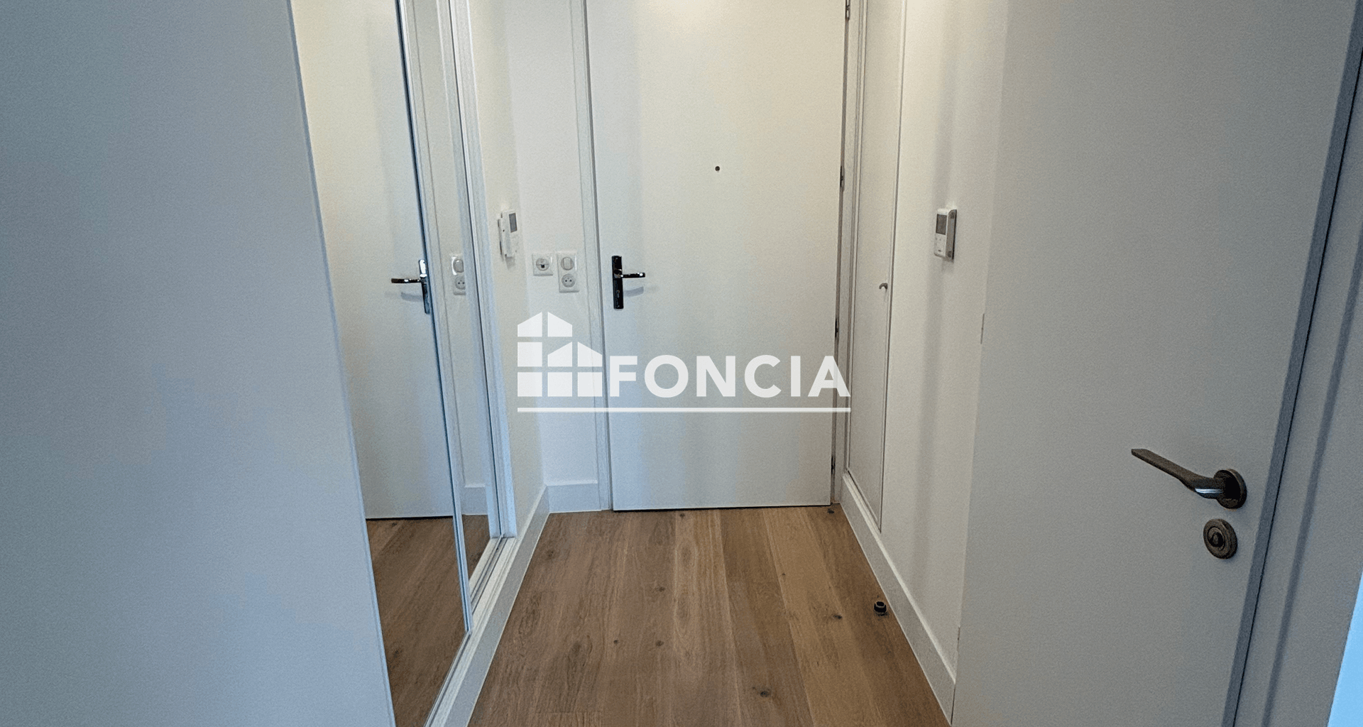 Appartement 2 pièces (43.95 m²) à louer - Levallois-perret (92300)