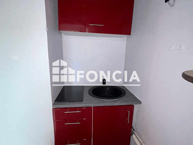 Studio meublé (14.76 m²) à louer - Reims (51100)