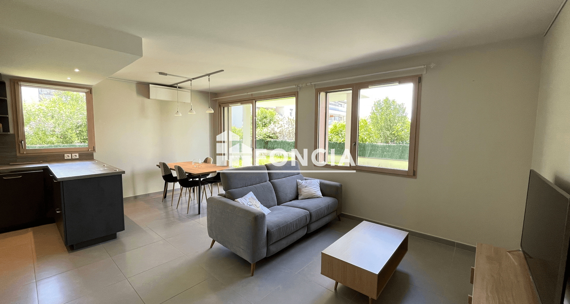 Appartement meublé 3 pièces (71.84 m²) à louer - Veigy-foncenex (74140)
