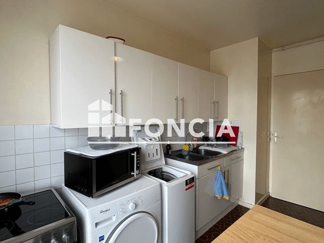 Appartement 2 pièces (47.79 m²) à louer - Lisieux (14100)