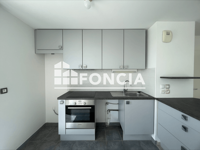 Appartement 4 pièces (81.5 m²) à louer - Saint-herblain (44800)