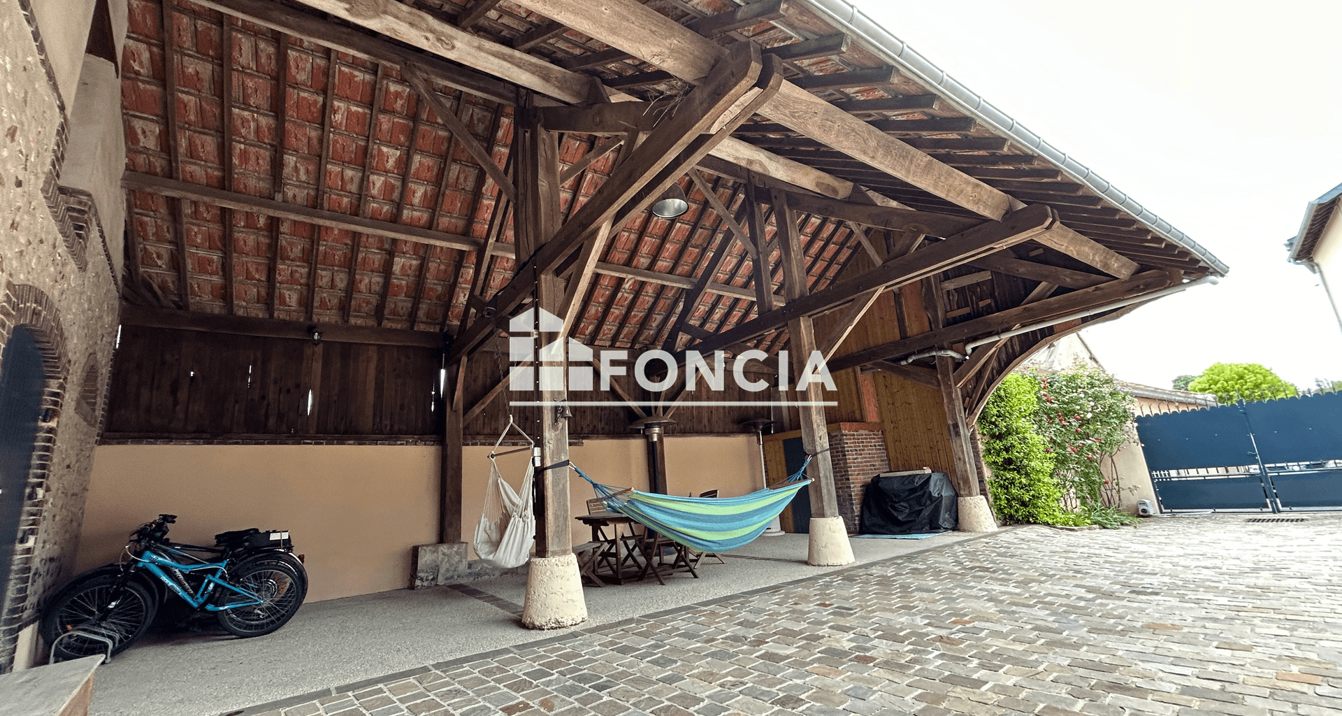 Maison 9 pièces (195 m²) à vendre - Châteauneuf-en-thymerais (28170)