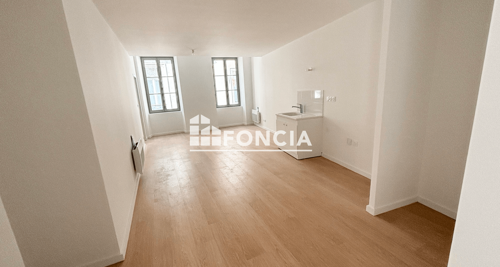 Appartement 2 pièces (56.6 m²) à louer - Tournon-sur-rhône (07300)