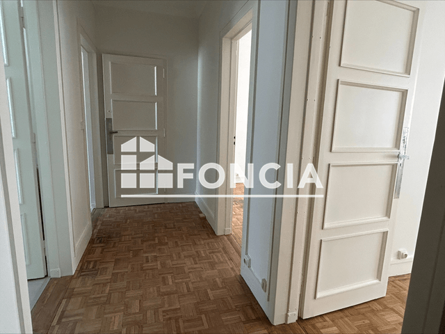 Appartement 2 pièces (52.47 m²) à louer - Orleans (45000)
