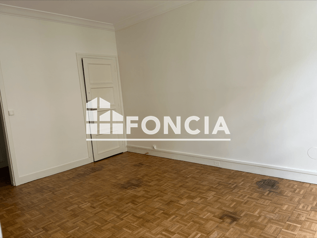 Appartement 2 pièces (52.47 m²) à louer - Orleans (45000)
