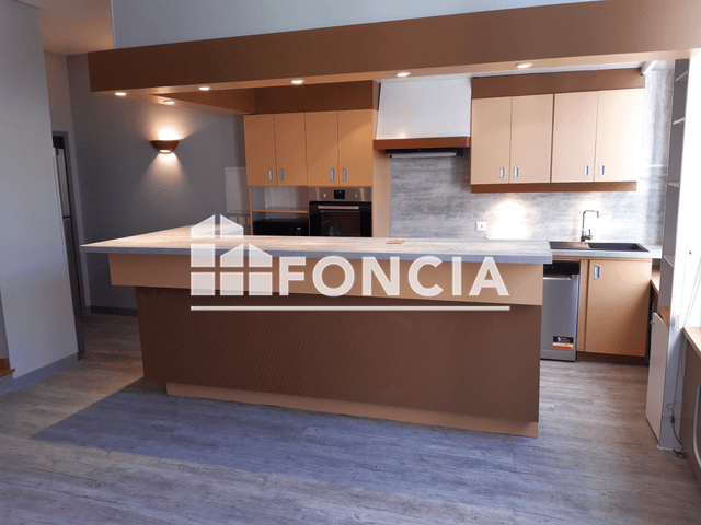 Appartement 4 pièces (108.67 m²) à louer - Laon (02000)