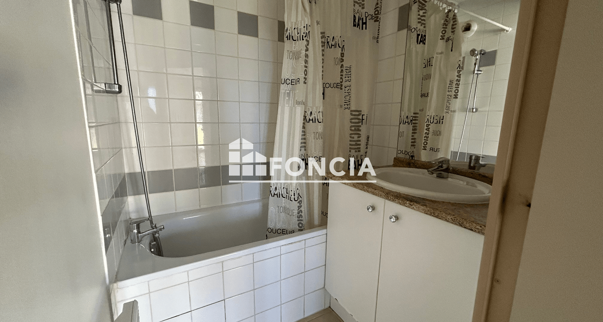 Appartement 2 pièces (39 m²) à louer - Monteux (84170)