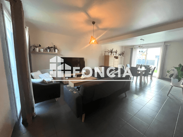 Maison 4 pièces (120 m²) à louer - Gravigny (27930)