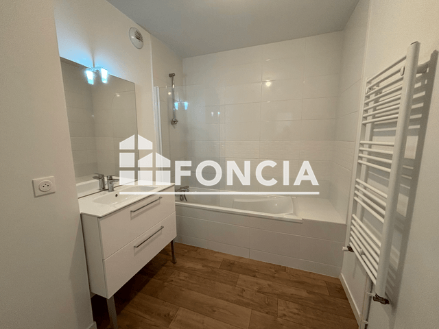 Appartement 4 pièces (74.21 m²) à louer - Tours (37100)
