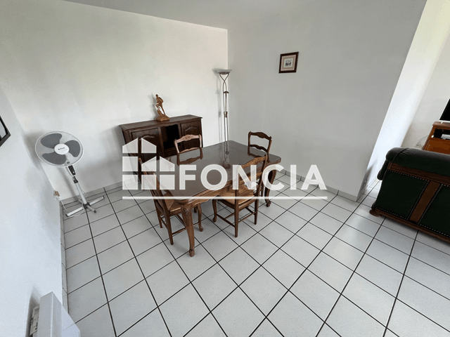 Appartement meublé 2 pièces (62.8 m²) à louer - Flers (61100)