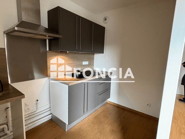 Appartement 2 pièces (49.6 m²) à louer - Evreux (27000)