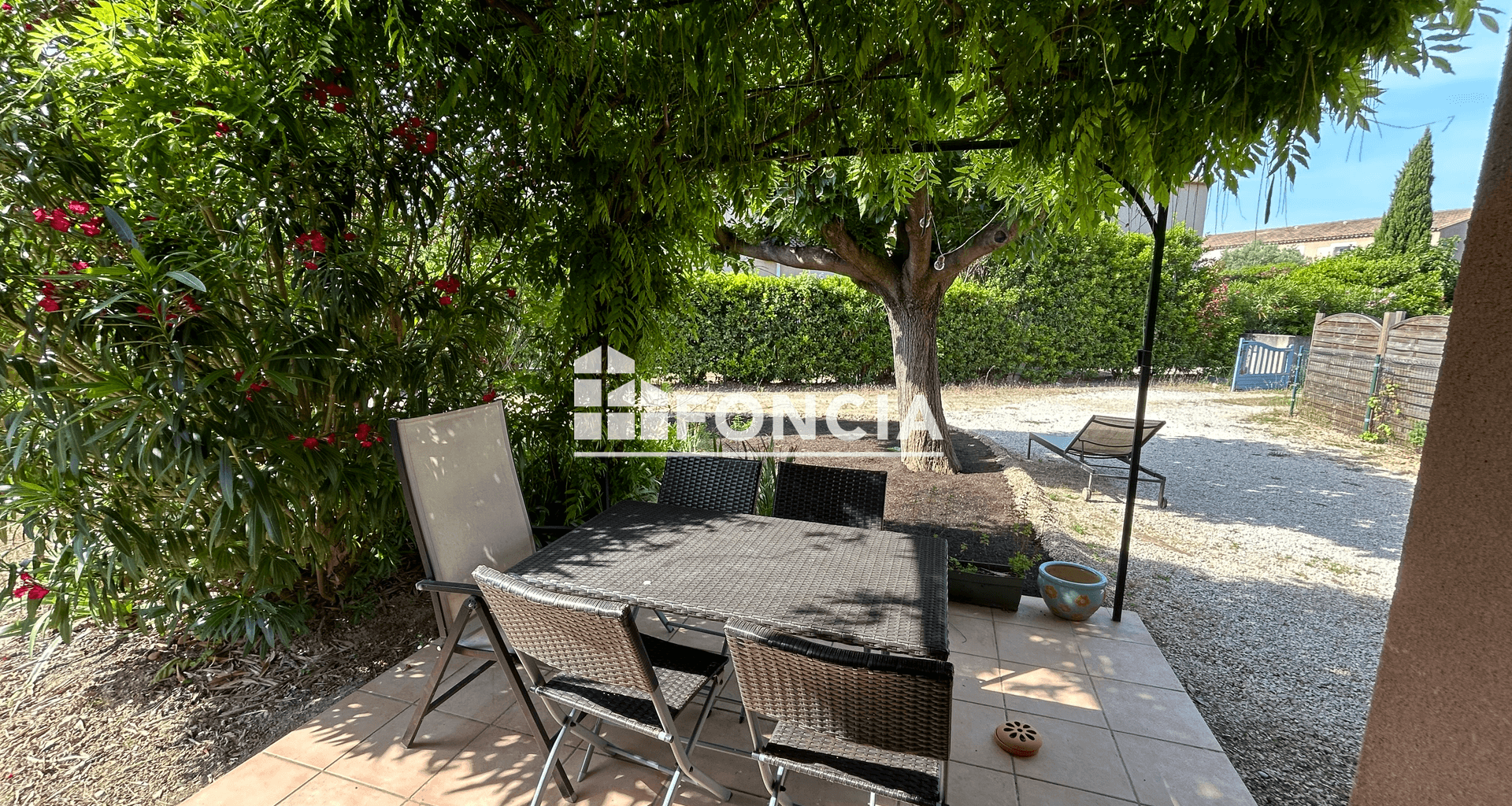 Maison 4 pièces (92.02 m²) à louer - Camaret-sur-aigues (84850)