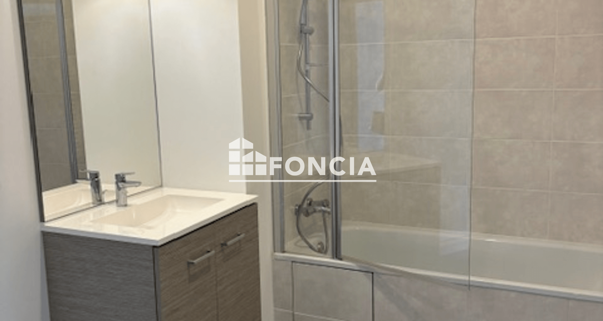 Appartement 4 pièces (80.1 m²) à louer - Avignon (84000)