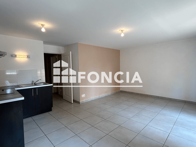 Appartement 2 pièces (39.3 m²) à louer - Lisieux (14100)
