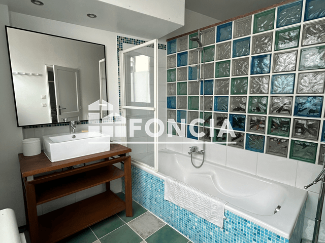 Appartement meublé 3 pièces (89.99 m²) à louer - Nantes (44100)