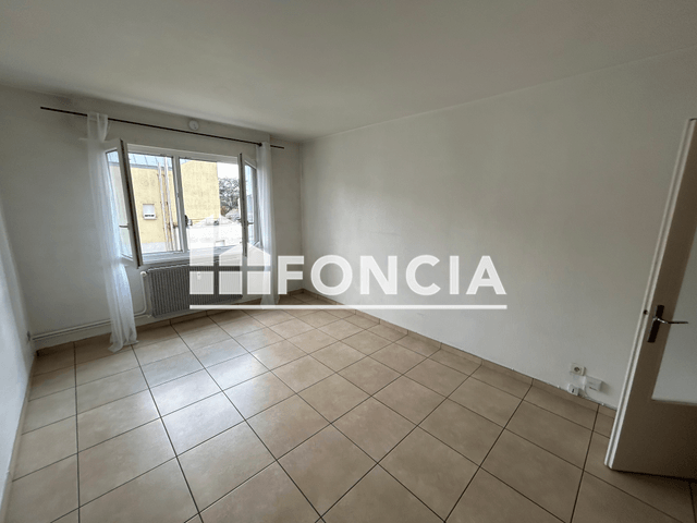Studio (23 m²) à louer - Illkirch-graffenstaden (67400)