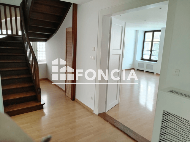Appartement 6 pièces (132.42 m²) à louer - Strasbourg (67000)