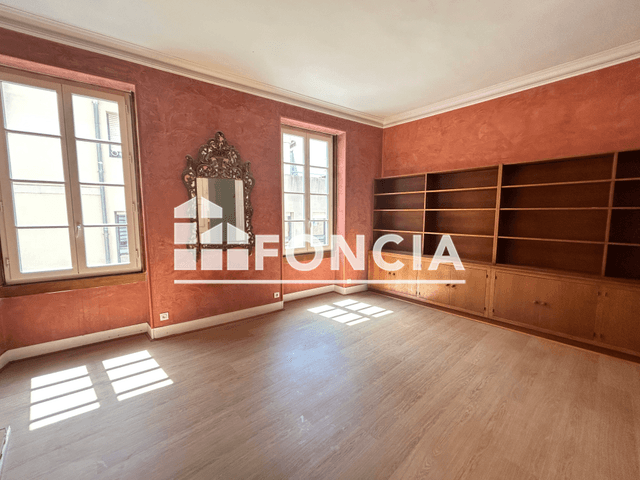 Appartement 3 pièces (103.19 m²) à louer - Nimes (30000)