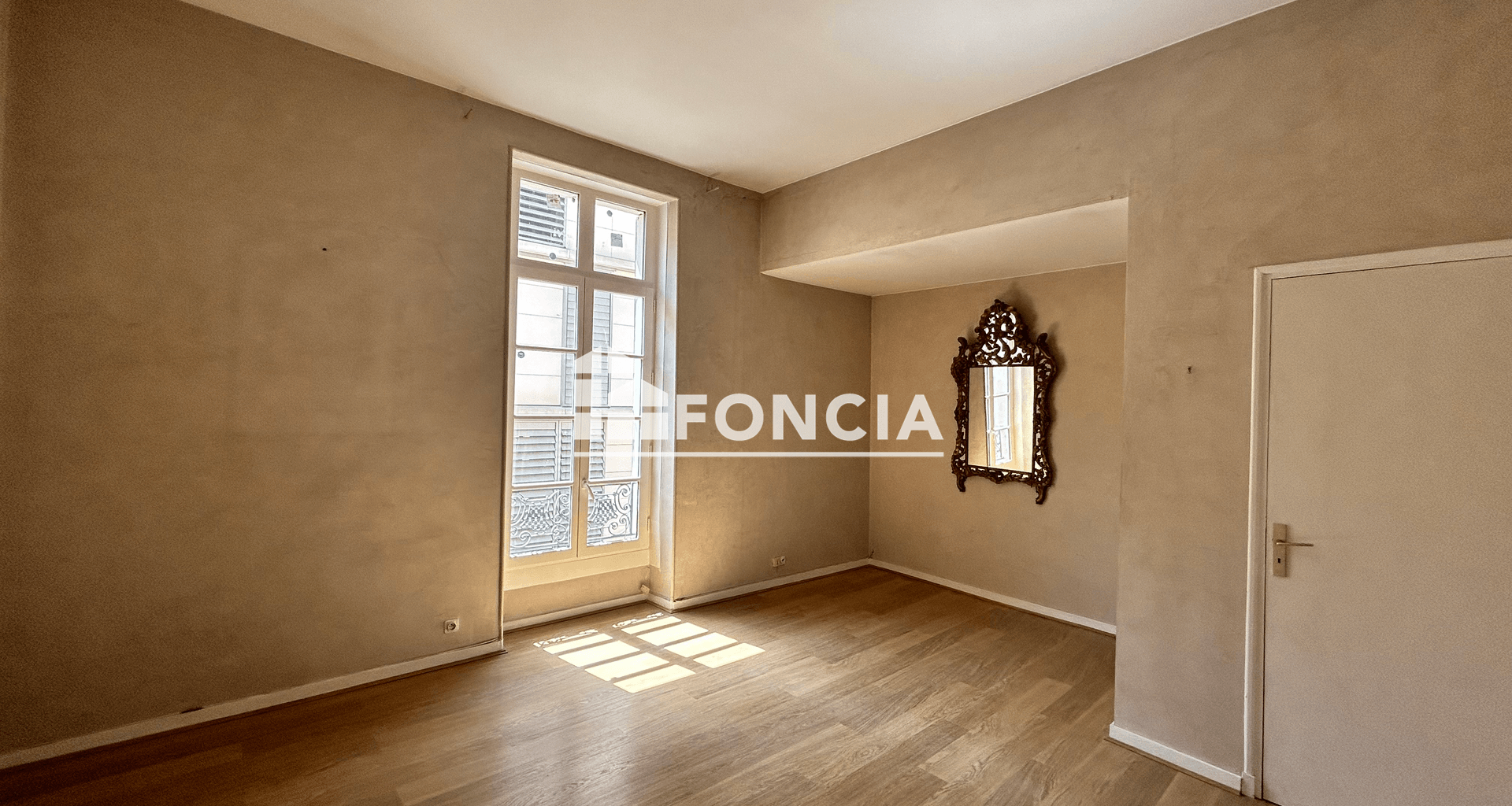Appartement 3 pièces (103.19 m²) à louer - Nîmes (30000)