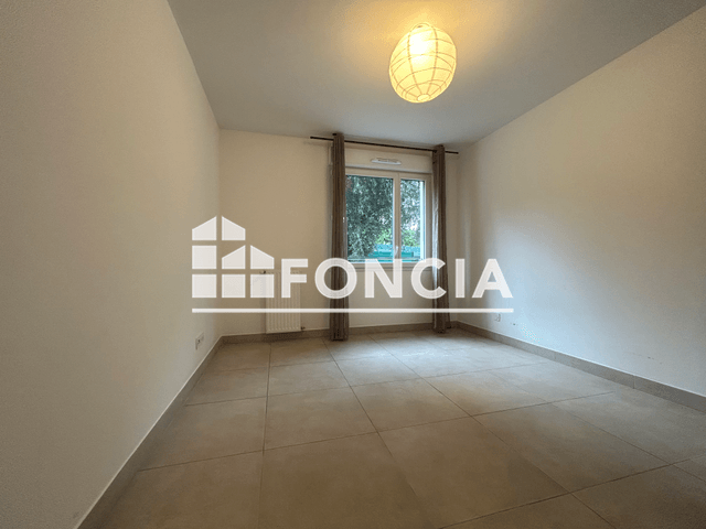 Appartement 2 pièces (38.64 m²) à louer - Cannes La Bocca (06150)