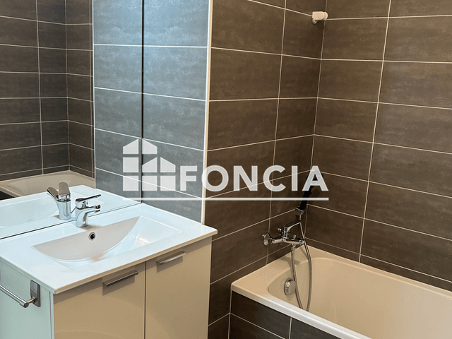 Appartement 3 pièces (62 m²) à louer - Toulon (83000)