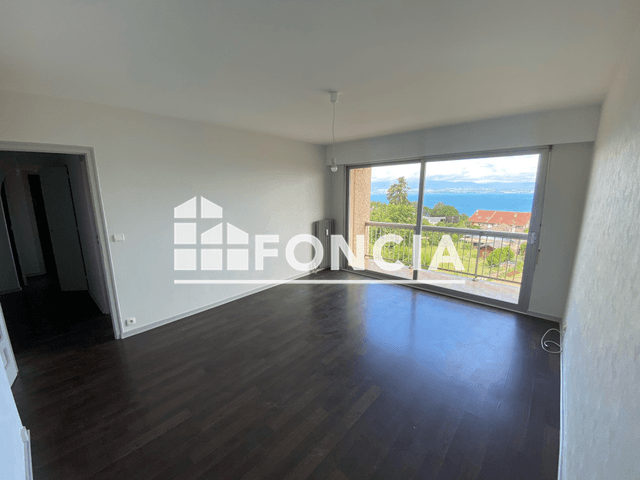 Appartement 2 pièces (46.04 m²) à louer - Evian Les Bains (74500)