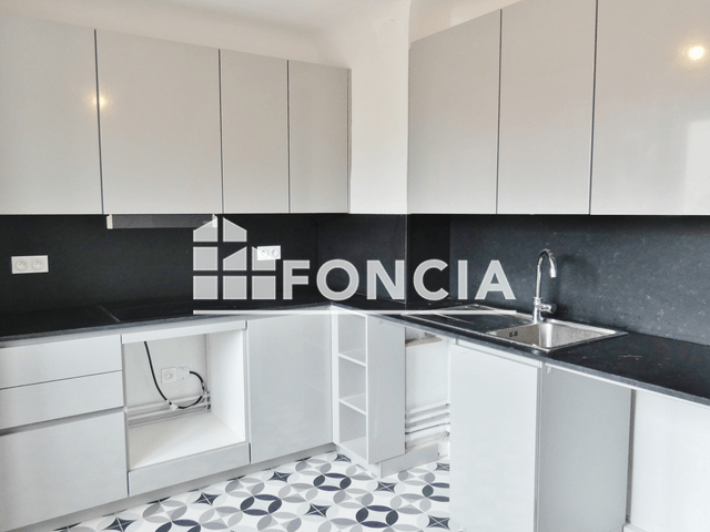 Appartement 4 pièces (107.63 m²) à louer - Hendaye (64700)